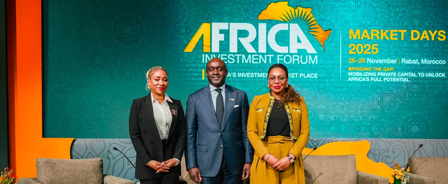 Ijeoma Taylaur, directrice exécutive et directrice des opérations de la Nigerian Sovereign Investment Authority (à gauche), a modéré le deuxième entretien lors de la journée d'ouverture de l’Africa Investment Forum. Les intervenants, Ibrahim Magassa, président de Algest Investment Bank, et Rachel Moré-Oshodi, directrice générale et PDG de ARM Harith Infrastructure Investment Ltd, ont discuté de l'importance de mobiliser les ressources nationales.