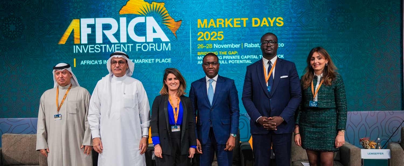 Photo (L-R): Dr Obaid Saif Hamad Al-Zaabi; Dr Nasser Al-Kahtani; Zineb Sqalli (moderator); Ahmadu Hott; Jacques Kanga; and Ouns Lemseffer.